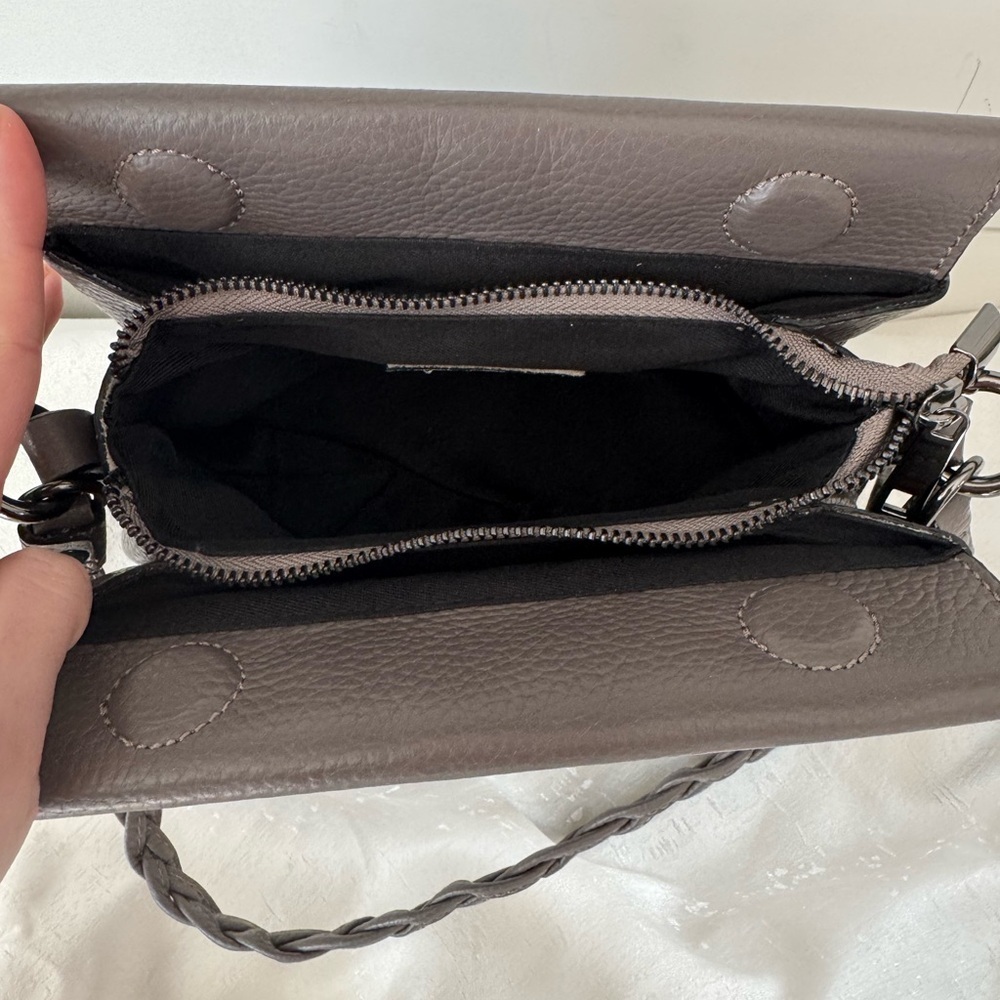 A Bellucci Quilted Leather Shoulder Bag/Cross Body - Picture 6 of 12